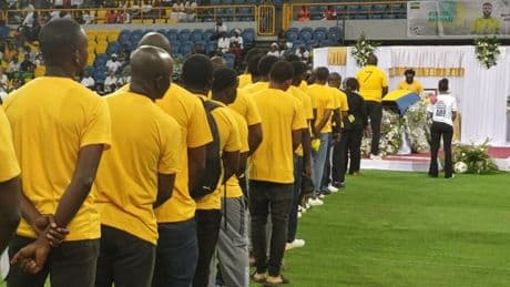 Gabon: hommage national pour le footballeur Aaron Boupendza décédé en avril en Chine