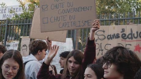 Mouvement du 10 septembre : comment la gauche radicale est devenue l’unique moteur en ligne de la mobilisation