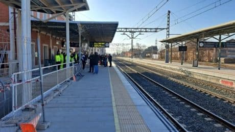 Muere una persona tras ser arrollada por un tren a la altura de Villena