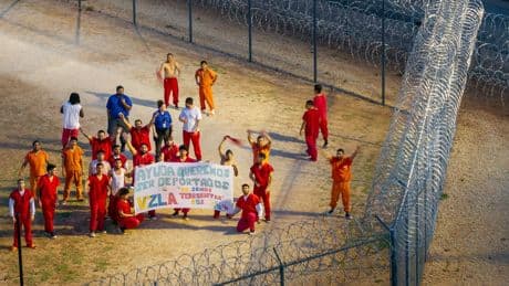 Venezuelans ‘barricaded’ doors and ‘threatened to take hostages’ in ICE detention, Trump team alleges