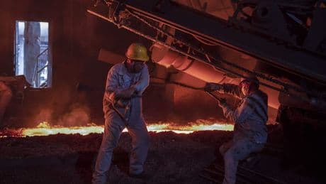 Importheffingen VS raken China, groeicijfers industrie en winkels geraakt