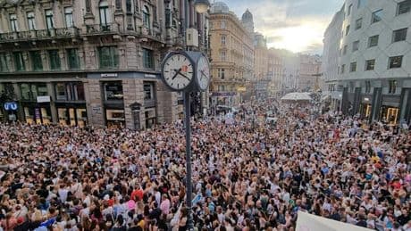 Terroralarm bei Taylor Swift in Wien – 18-Jähriger froh, dass er inhaftiert wurde