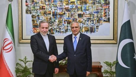 Iran's top diplomat in Pakistan to mediate in the escalation with India over the Kashmir attack
