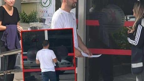 Hayalleri 1 sene daha ötelendi! Ellerindeki kâğıdı yırtıp gözyaşları içinde ayrıldılar