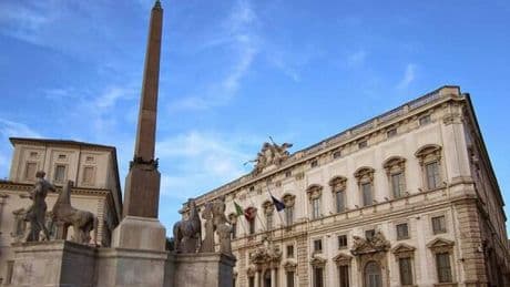 Stipendi Pa, salta il tetto. Il limite dei 240mila euro bocciato dalla Consulta