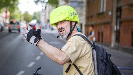 Cyclist fumes at 'entitled' drivers who make 'selfish mistake' on roads