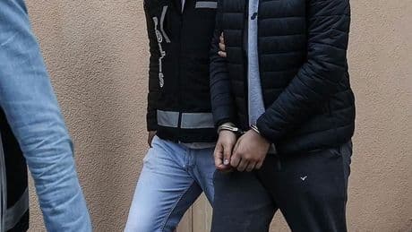 İstanbul'da FETÖ'den 9 gözaltı