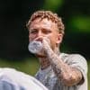 Noa Lang is eindelijk Napoli-speler ‘Het gaat altijd met omwegen bij hem’