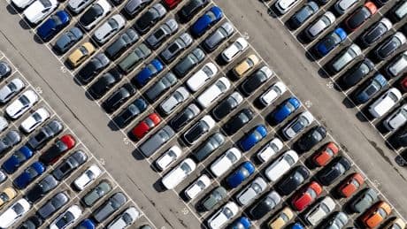 New car market returns to growth