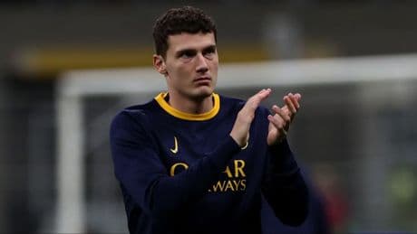 Benjamin Pavard geleceği hakkında kararını verdi