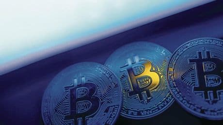 Bitcoin & Co.: Wertvoller als Microsoft: Kryptowährungen steigen erstmals über vier Billionen Dollar