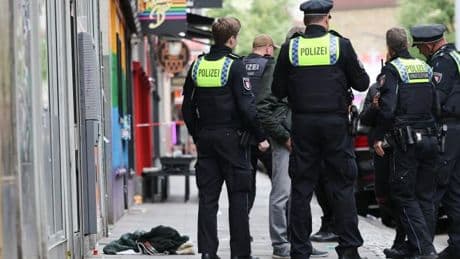 Erst fallen auf St. Pauli Schüsse – dann gibt es eine gewaltige Detonation