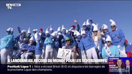 Finistère: record du monde du plus grand rassemblement de Schtroumpfs à Landerneau