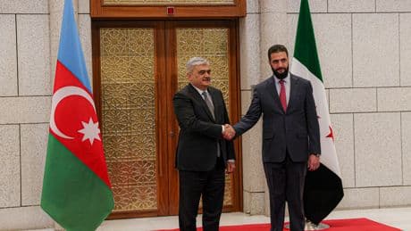 Suriye Cumhurbaşkanı Şara, Şam'da Azerbaycanlı üst düzey heyeti kabul etti