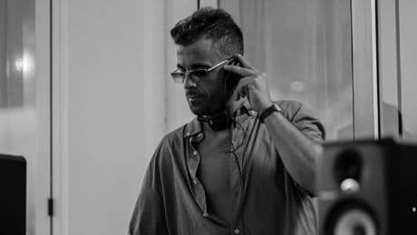 L’artiste italien DJ Godzi décède à 35 ans après une altercation avec la police d’Ibiza