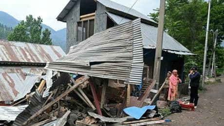 Cachemire : le Pakistan et l'Inde s'accusent d'escalade dans leur pire conflit en vingt ans