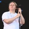 Lewis Capaldi deelt 734.000 uur gratis onlinetherapie uit