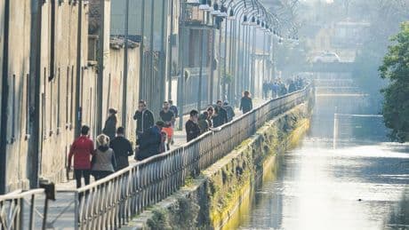 Milano, salvadoregno accoltellato da un connazionale al gluteo: ricoverato in gravi condizioni
