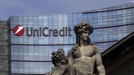 UniCredit, trimestre record: utile a 2,8 miliardi. Accordo con Google sul cloud