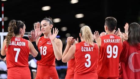 Filenin Sultanları'ndan ilk maçta ilk zafer! Fransa'yı 3-1 mağlup ettiler