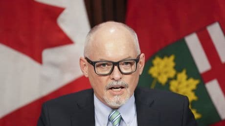 Ontario needs to modernize vaccine registry, top doctor says