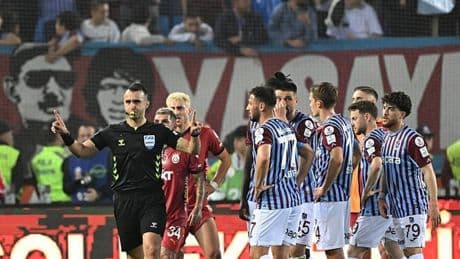 Fırtına ilk yarıda sert esti
