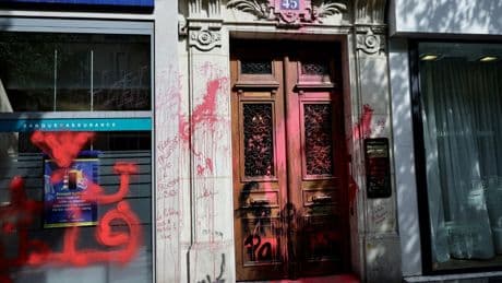 Paris : les bureaux de la compagnie aérienne israélienne El Al vandalisés