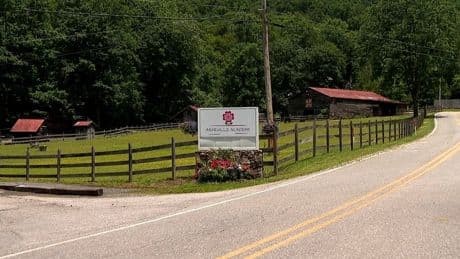 Residential treatment school closes in North Carolina after deaths of 2 girls