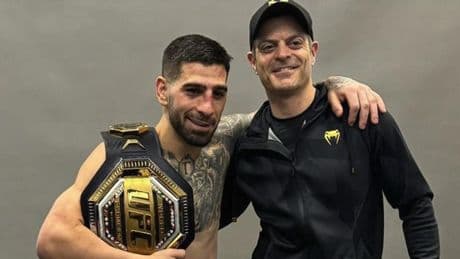 Aldo Martínez, preparador físico de Topuria: "Charles Oliveira va a recibir unos golpes que jamás ha sentido"