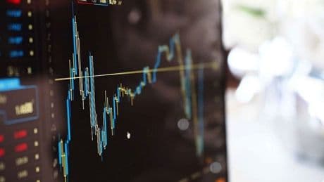Borsa İstanbul faiz indirim beklentisiyle rekor kırıyor