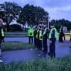 Absurde staredown aan de grens: boze Nederlanders oog in oog met Duitse agenten