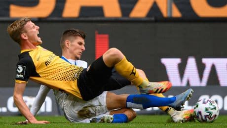 FCM-Torjäger Kaars gegen Dynamos Daferner - Irres Baller-Duell im Elb-Clasico