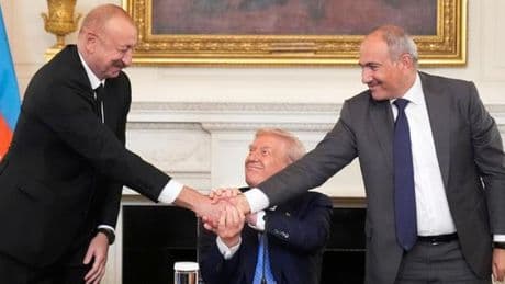 L’Arménie et l’Azerbaïdjan s’accordent pour mettre fin à leur conflit, sous l’égide de Donald Trump