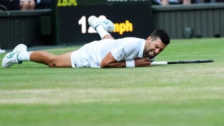 Novak Djokovic makes injury admission before Wimbledon semi-final – 'There is a concern'