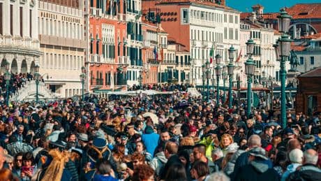 Italy loses latest court battle to clear Airbnb lockboxes from streets
