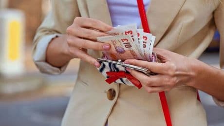 People earning less than £80,000 urged to claim HMRC benefit worth £3,148