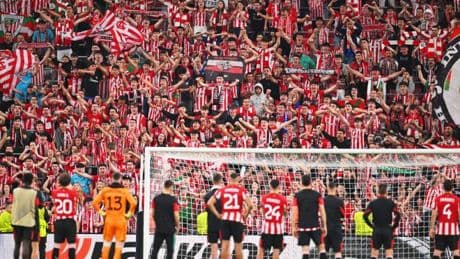 San Mamés estalla contra el arbitraje