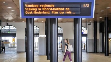 Werknemers staken tegenwoordig vaker, maar wel korter: ’Meer onvrede als alles duurder wordt’