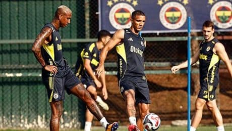 Fenerbahçe, Feyenoord maçı hazırlıklarına ara vermeden başladı!