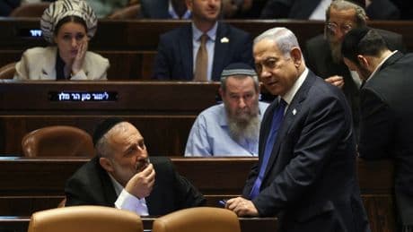 Ultraorthodoxe partij stapt uit Israëlisch kabinet, Netanyahu verliest meerderheid