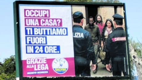 Ma per i progressisti la priorità è censurare i manifesti leghisti