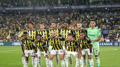 Fenerbahçe'nin Benfica maçı kamp kadrosu açıklandı!