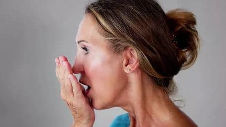 Doctor shares five sneaky habits that no-one realises can cause cancer