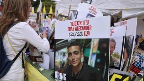 En direct, guerre à Gaza : Israël met en pause ses opérations militaires pour permettre la libération de l’otage Edan Alexander
