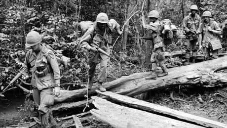 Quand l'armée américaine envoyait des handicapés et déficients intellectuels combattre au Vietnam