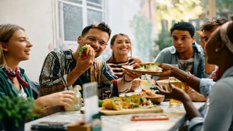 Anti-Krebs-Ernährung: Ärztin verrät, was Sie unbedingt öfter essen sollten