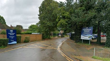 Bomb threat forces school to close while police investigate