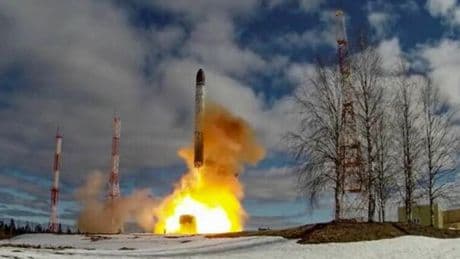 Russia, nel 2025 prodotti 2.500 missili. L'intelligence di Kiev: così Mosca aumenta il suo arsenale