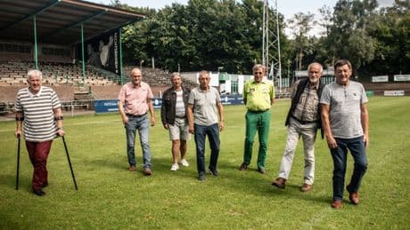 Wat moet je als voetbalfan als je eigen profclub niet meer bestaat? ‘Je kunt wel van geliefde veranderen, maar niet van club’