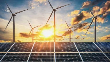 Les éoliennes et les panneaux solaires nuisent-ils aux centrales nucléaires?